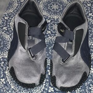 Puma Men's Gray Athletic Shoes